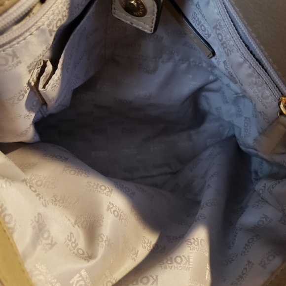 Michael Kors taupe leather gold studded Hamilton - Picture 8 of 10